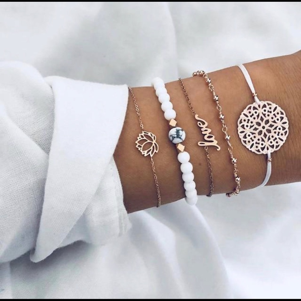 White Lotus Ornament Boho Bracelet